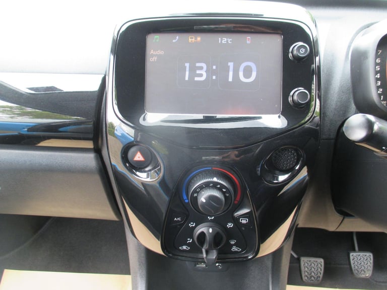 2016 Toyota AYGO 1.0 VVT-i x-cite Euro 6 5dr HATCHBACK Petrol Manual