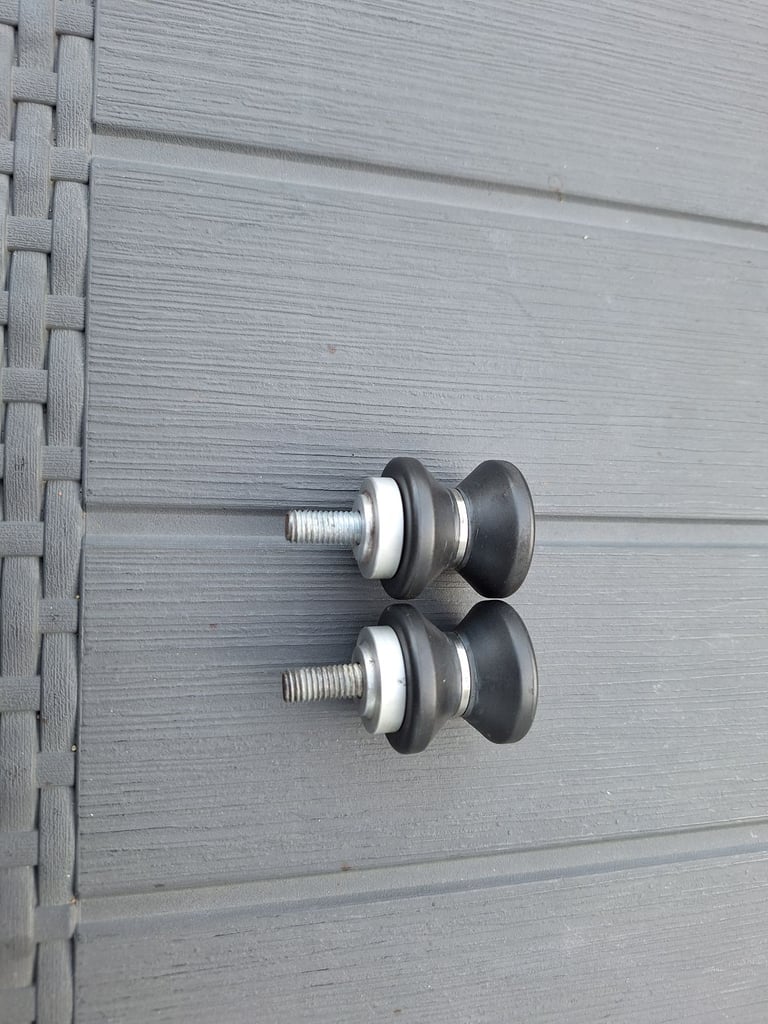 Evotech Paddock stand bobbins 