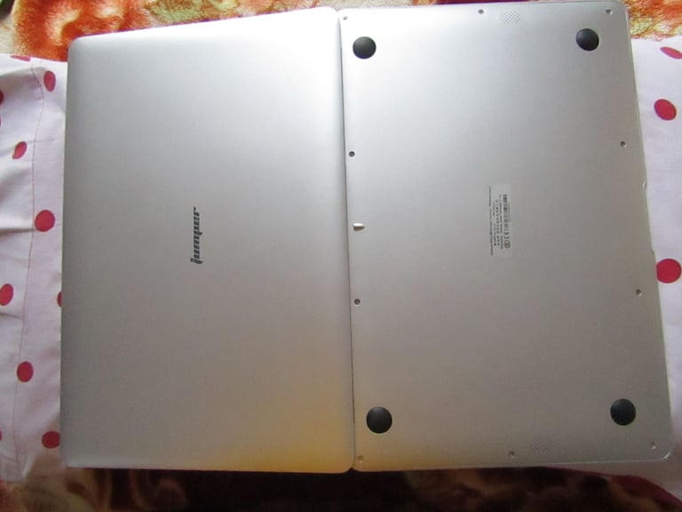 silver JOOMPER 14inch laptop tools in good condition lightly used 64GB own charger