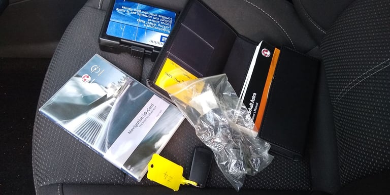 Vauxhall, ASTRA, Hatchback, 2012, Manual, 1.7 CDTi SRi , 5 doors