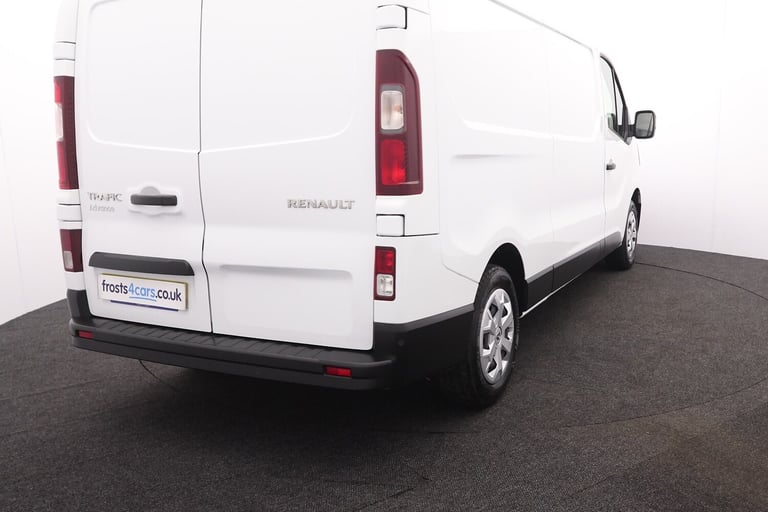 2024 Renault Trafic 2.0Dci Advance LL30 Blue Van Diesel Manual