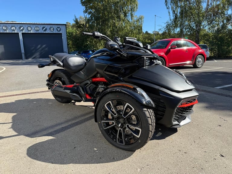 2025 Can-Am Spyder F3s 6 speed semi auto trike 