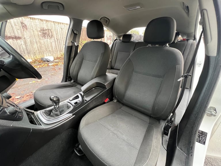 2018 Vauxhall Insignia HATCHBACK Diesel Manual
