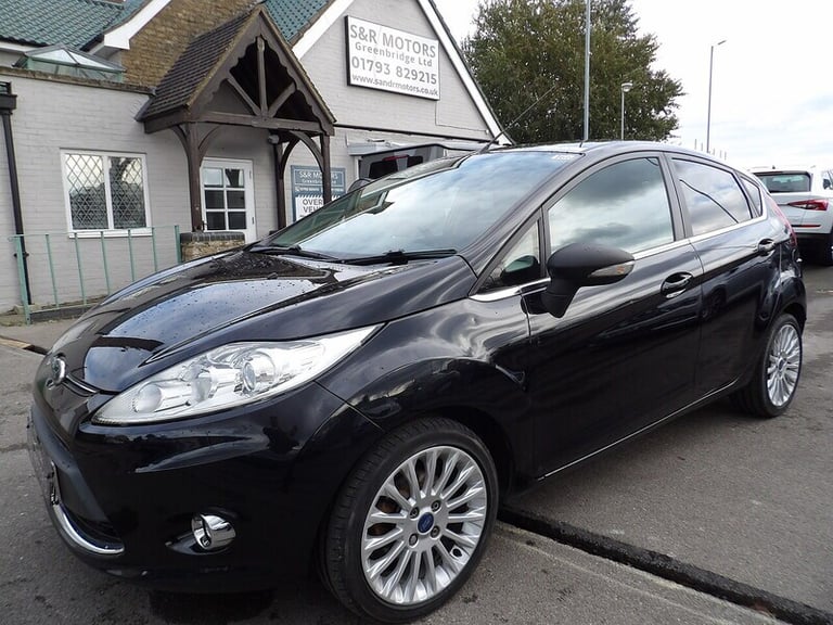 2012 Ford Fiesta Titanium Hatchback Petrol Manual