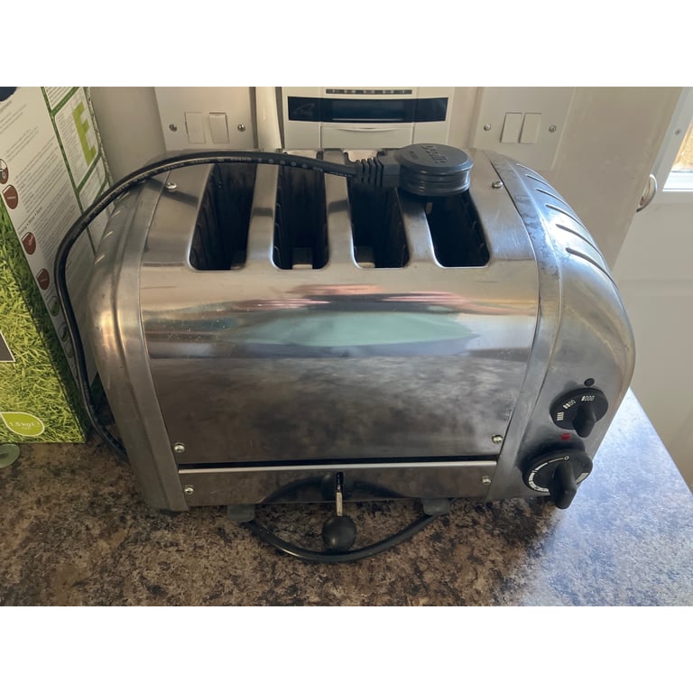 Dualit 4 slice toaster