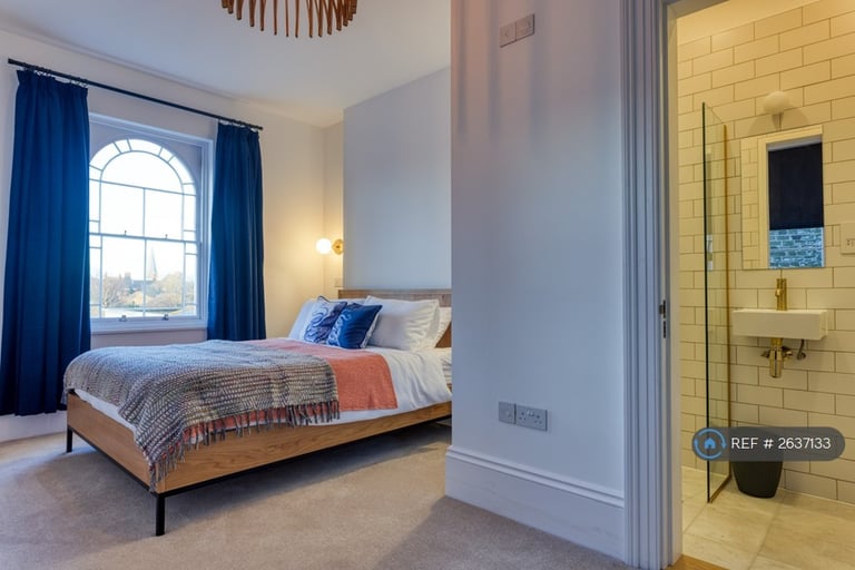 2 bedroom flat in St Augsutines Road, Ramsgate, CT11 (2 bed) (#2637133)