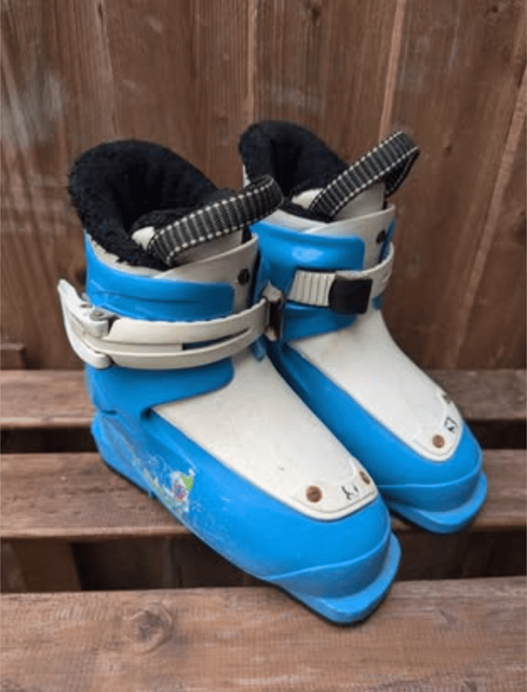image for Kids ski boots size 17/18 224mm