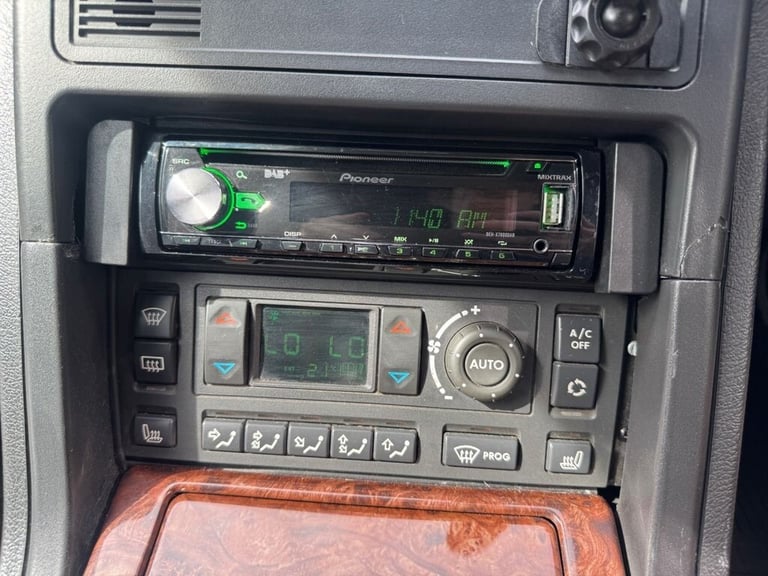 2000 Land Rover Range Rover P38 4.0 SE V8 Estate Petrol Automatic