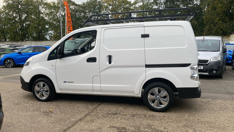 2021 Nissan NV200 40kWh Tekna Panel Van 5dr Electric Auto SWB (Quick Charge) (109 ps) Panel Van E...