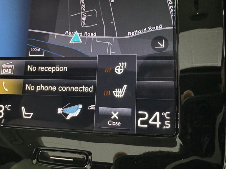 VOLVO XC40 1.5h T5 Recharge 10.7kWh Ultimate Dark Auto Euro 6 (s/s) 5dr 2023