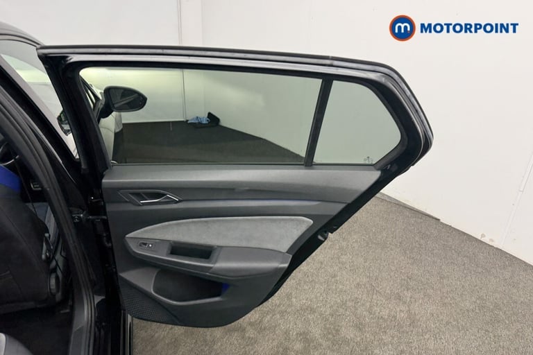 2021 Volkswagen Golf 2.0 TSI 320 R 4Motion 5dr DSG HATCHBACK PETROL Automatic