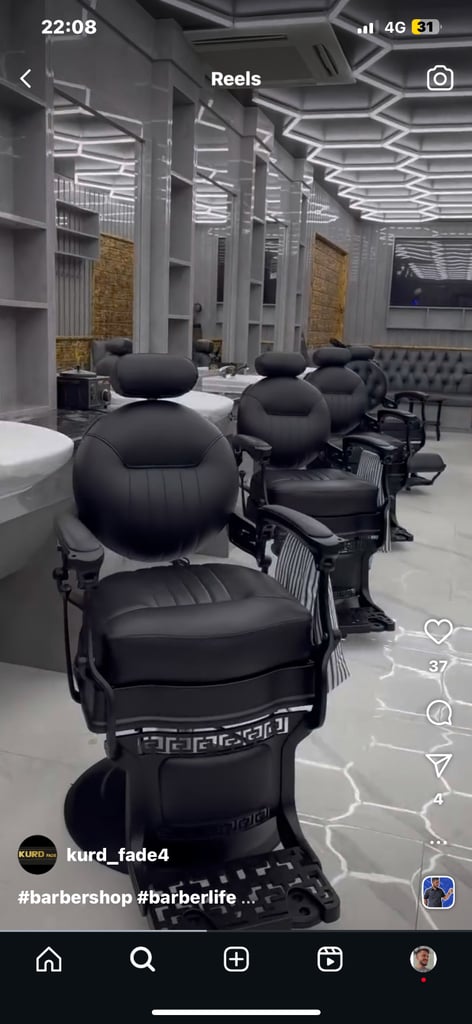 image for Barber chair to let 