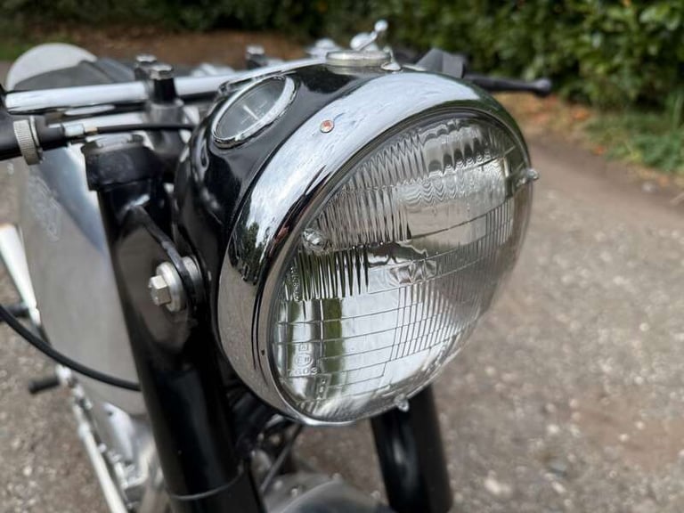 2025 NORTON NORVIN COMET PETROL Manual