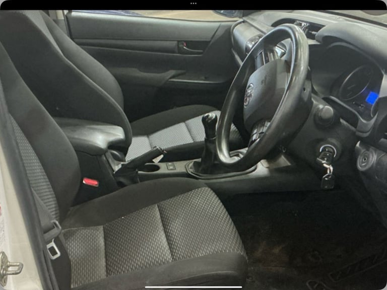 2020 Toyota Hilux Active D/Cab Pick Up 2.4 D-4D PICK UP DIESEL Manual