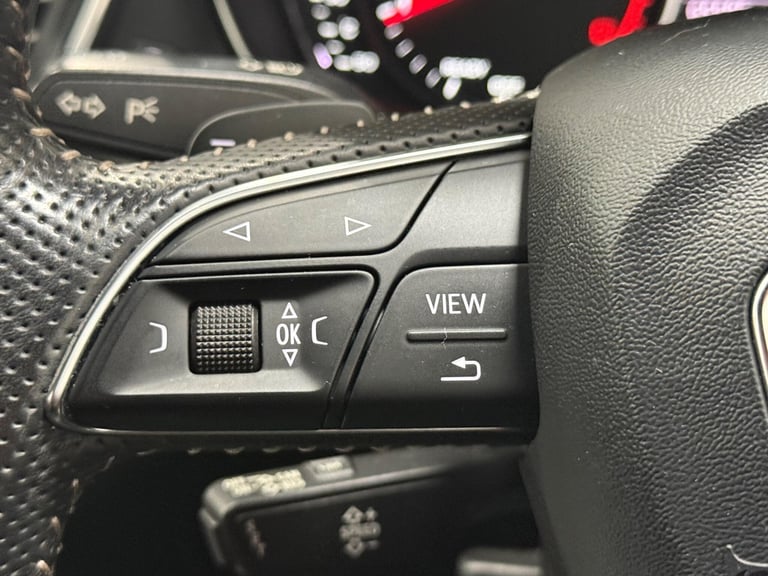 2017 Audi Q5 2.0 TDI S line SUV 5dr Diesel S Tronic quattro Euro 6 (s/s) (190 ps) ESTATE Diesel A...