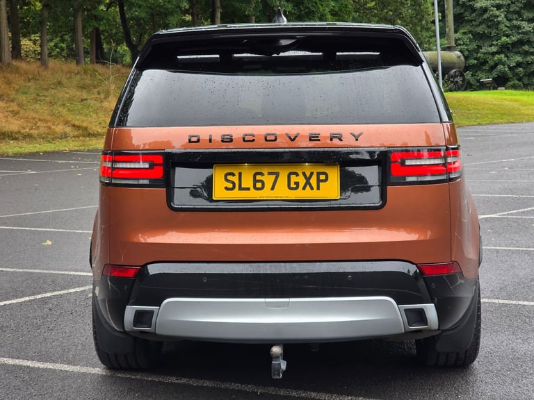  2017 Land Rover Discovery 3.0 TD6 HSE Luxury (7-Seater, Auto)