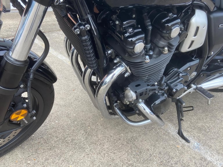 HONDA CB 1100 RS, IMMACULATE, ONLY 5K MILES! 