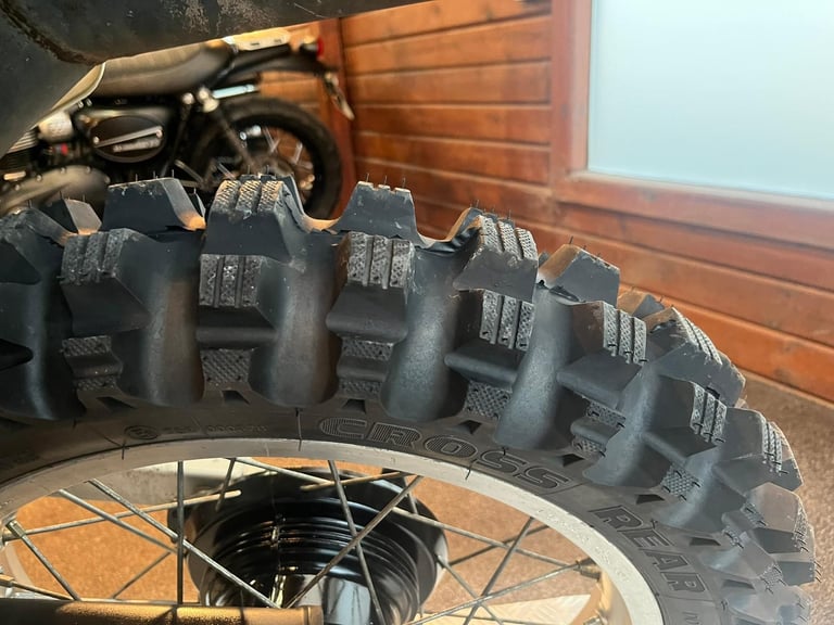 1986 HONDA XL 600 R ** CLASSIC ENDURO BIKE ** VINDURO, GREAT CONDITION