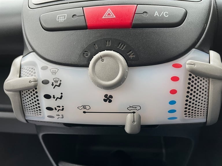 2013 Citroen C1 VTR Hatchback Petrol Manual