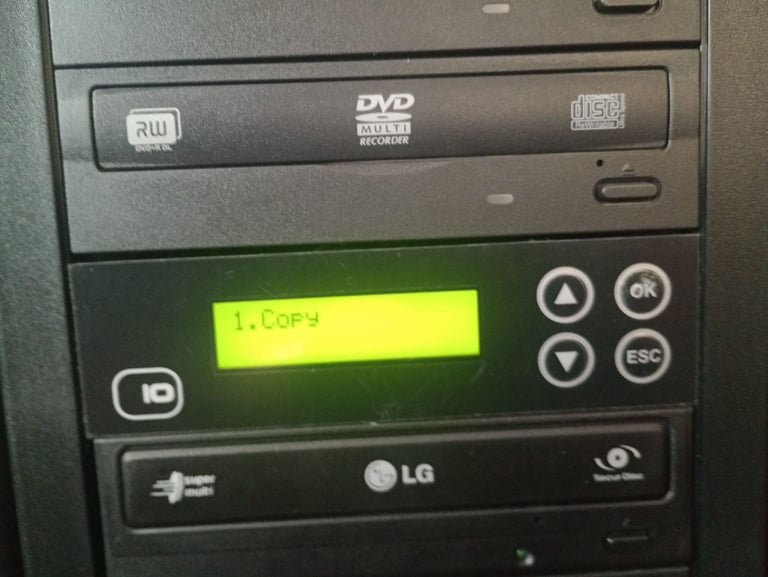 Multi CD DVD RW Disc Burner Copier Duplicator Towers - Collection Clydebank 