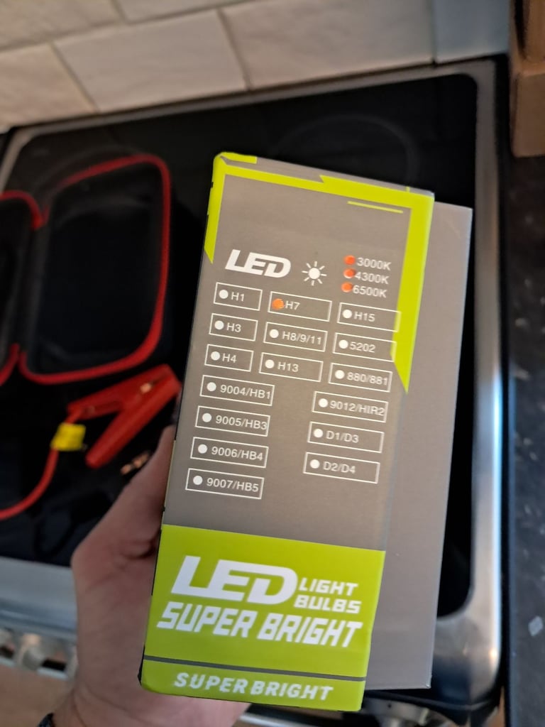 H7 80 WATT TRI-Color LED bulbs with remote