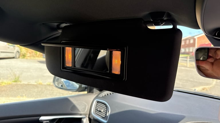 2019 Volvo V40 1.5 T3 R-Design Edition Hatchback 5dr Petrol Auto Euro 6 (s/s) (152 ps) Hatchback ...