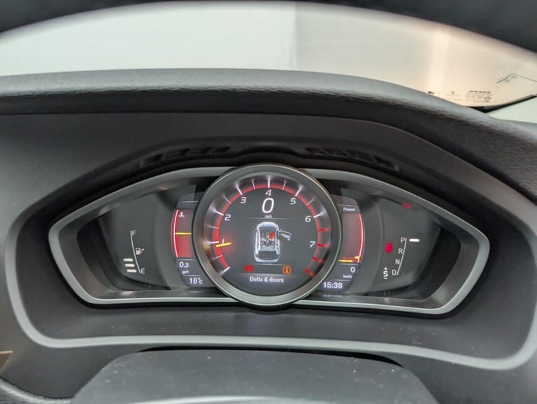 2019 Volvo V40 Cross Country 1.5 T3 Edition Hatchback 5dr Petrol Auto Euro 6 (s/s) (152 ps) 18'' ...