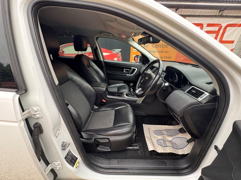 2017 Land Rover Discovery Sport 2.0 TD4 SE Tech 4WD Euro 6 (s/s) 5dr ESTATE Diesel Manual