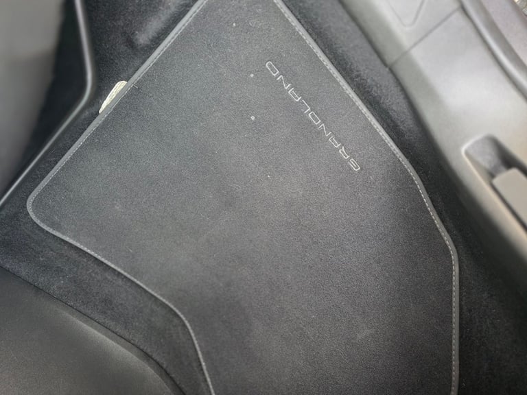 Vauxhall Grandland X SE