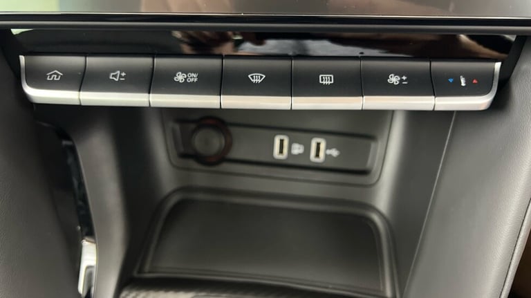 2024 MG MG ZS 1.0T Exclusive Hatchback Petrol Manual