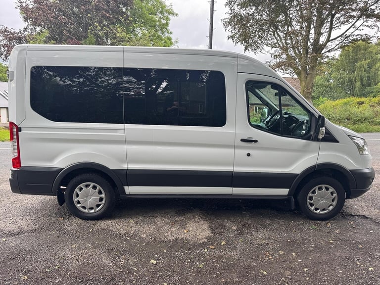 FORD TRANSIT MINIBUS, 12 SEAT TREND, 2.2, WHITE. EU 6 / ULEZ COMP. A/C. INC VAT