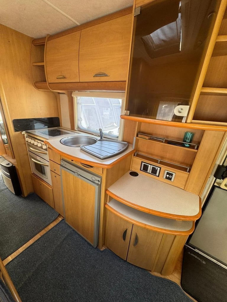 2004 FAIT DUCATO SWIFT SUNDANCE - 6 BERTH MOTORHOME 