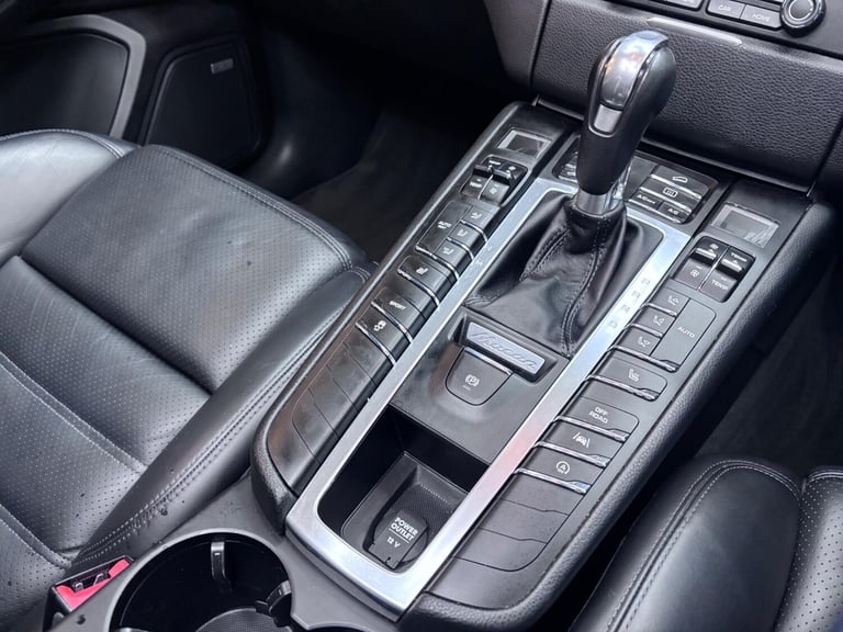 2016 Porsche Macan 3.0 V6 S PDK 4WD Euro 6 (s/s) 5dr ESTATE Petrol Automatic