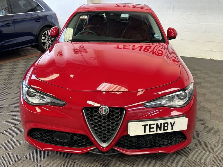 2018 Alfa Romeo Giulia 2.0T Veloce Saloon 4dr Petrol Auto Euro 6 (s/s) (280 ps) Saloon Petrol Aut...