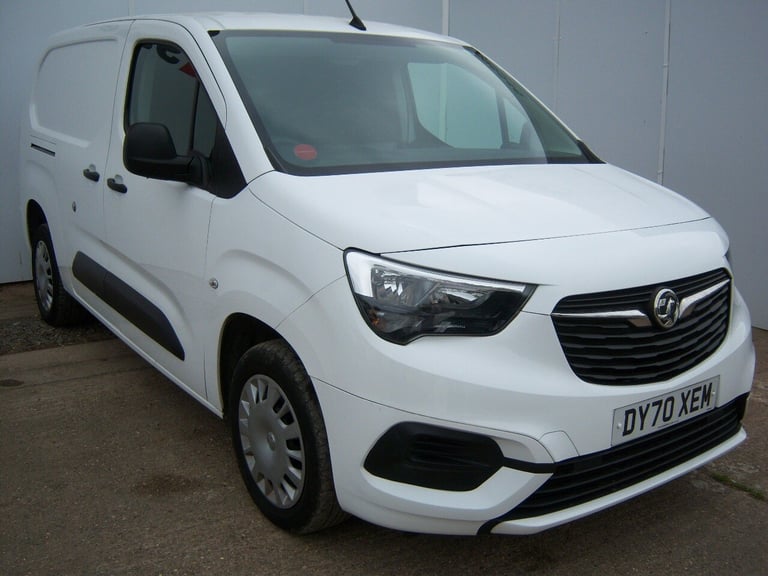 2020 Vauxhall Combo 2300 1.5 Turbo D 100ps H1 Sportive Van PANEL VAN Diesel Manual