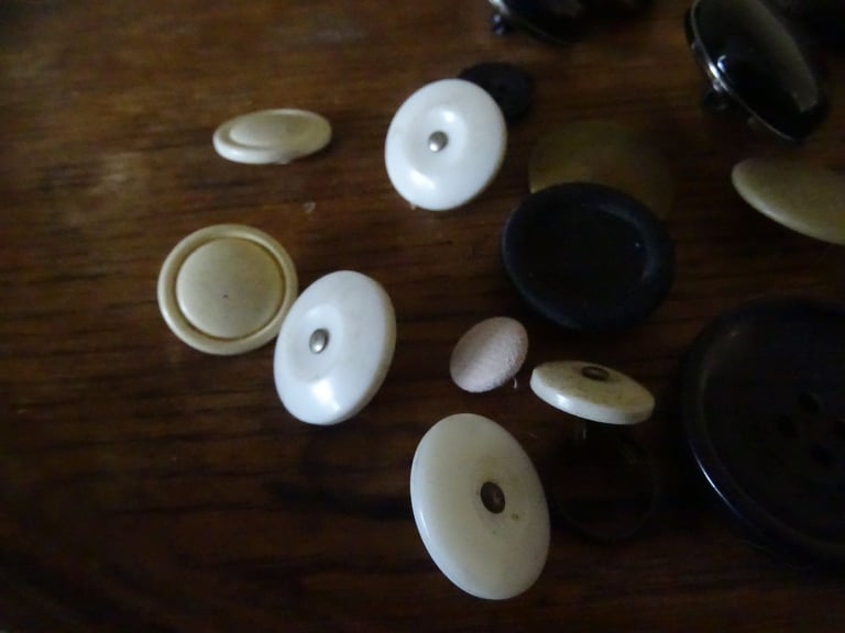 Vintage Buttons - various 1940s - 1990s - bundle as seen