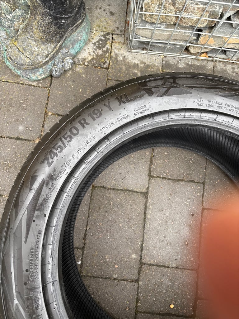 245/50R19 105 XL  CONTINENTAL TYRES SET OF FOUR