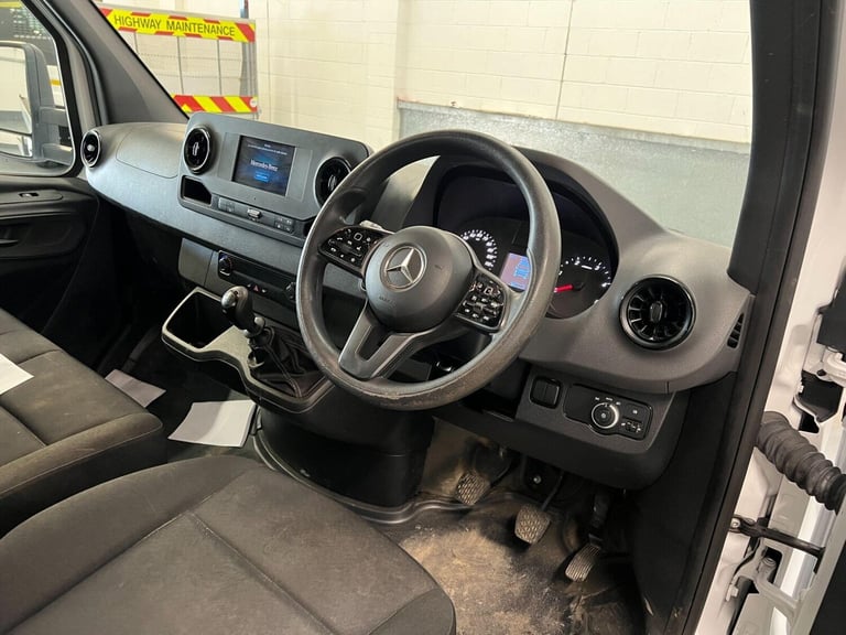 2022 Mercedes-Benz Sprinter 3.5t Progressive Chassis Cab CHASSIS CAB DIESEL Manual