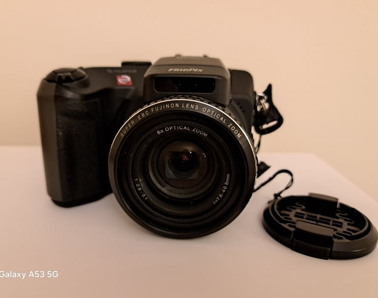 image for FUJIFILM FinePix S602 Zoom ( 6 x optical zoom.)