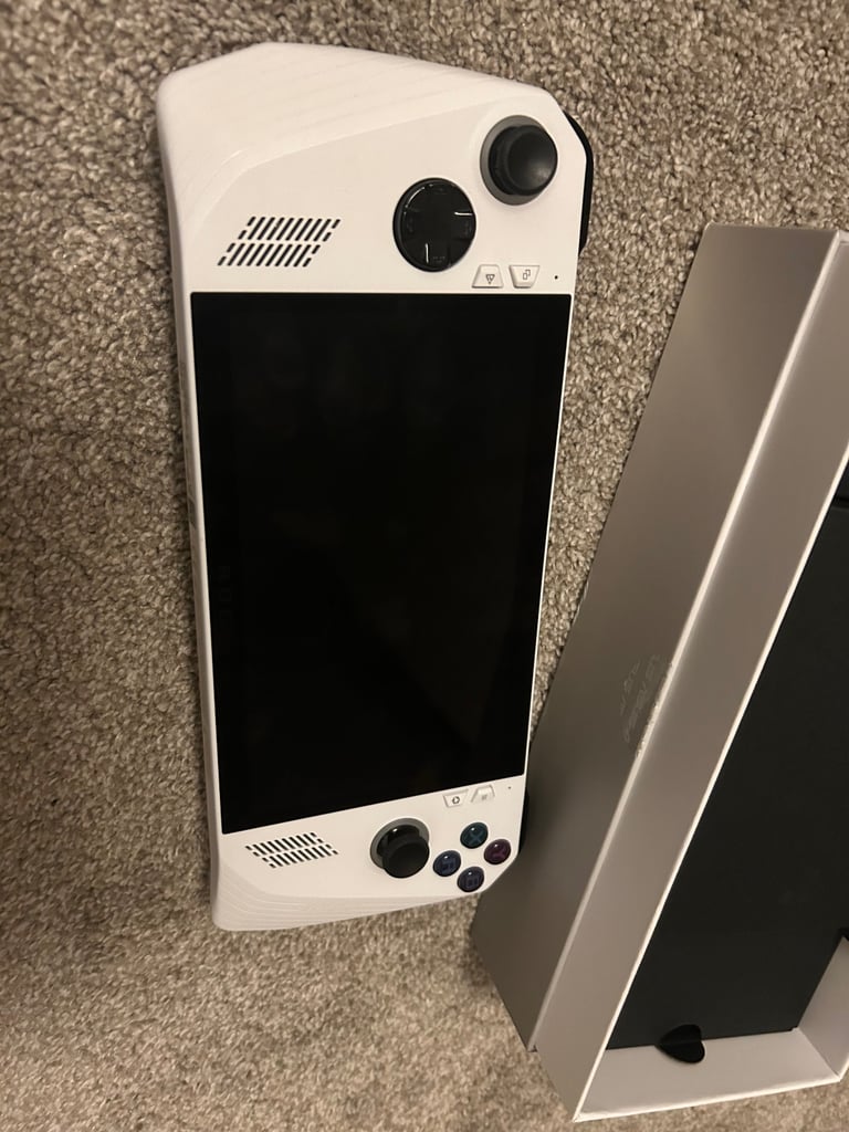 image for Asus Rog Ally Z1 Extreme 512gb - 16GB Ram