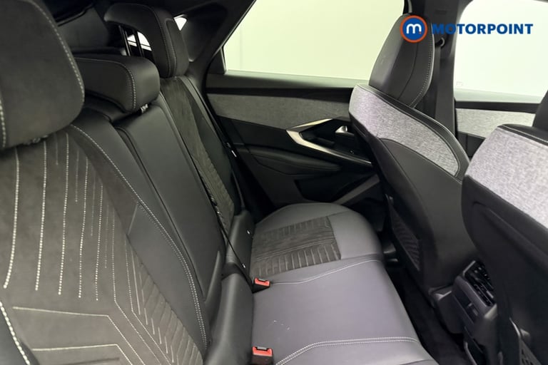 2024 Peugeot 3008 157kW GT 73kWh 5dr Auto SUV Electric Automatic