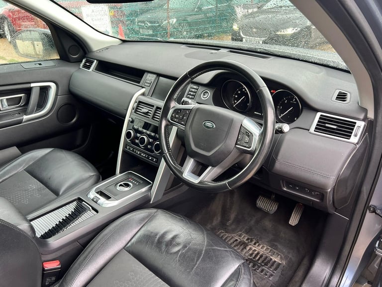 2017 Land Rover Discovery Sport 2.0 TD4 SE Tech Auto 4WD Euro 6 (s/s) 5dr ESTATE Diesel Automatic