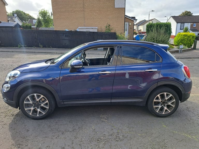 GORGEOUS FIAT 500X DIESEL £20 ROAD TAX YEARS MOT ULEZ COMPLIANT HALF LEATHER SATNAV APPLE PLAY 75MPG