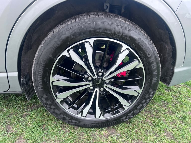 2023 Ford Kuga 2.5 EcoBoost Duratec 14.4kWh ST-Line X SUV 5dr Petrol Plug-in