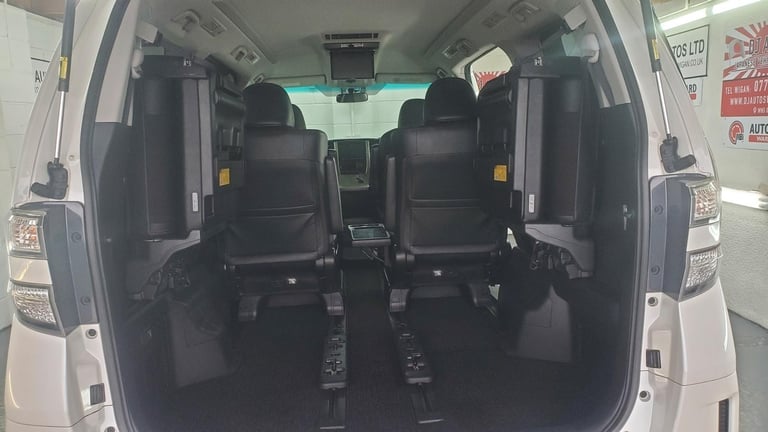 Toyota vellfire GS 2.4 auto japanese import 45k mile 4.5 grade 2014 