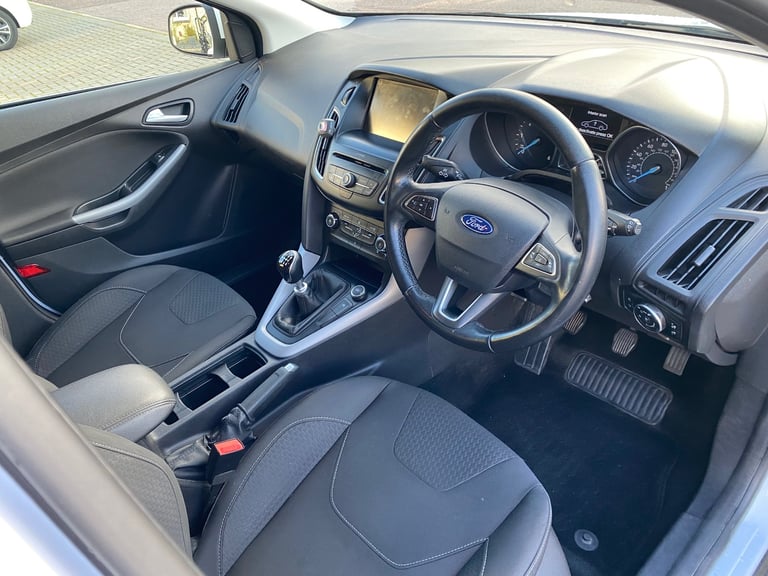 Ford, FOCUS, Estate, 2016, Manual, 1499 (cc), 5 doors
