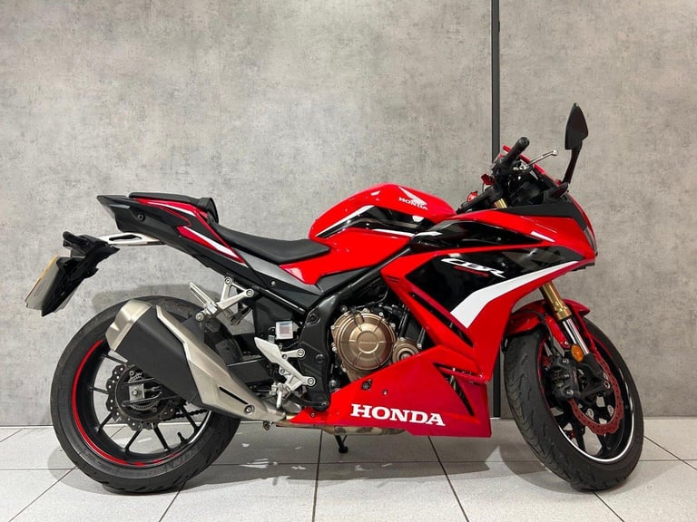 2024 Honda CBR500R - 2276 miles - 1 OWNER!