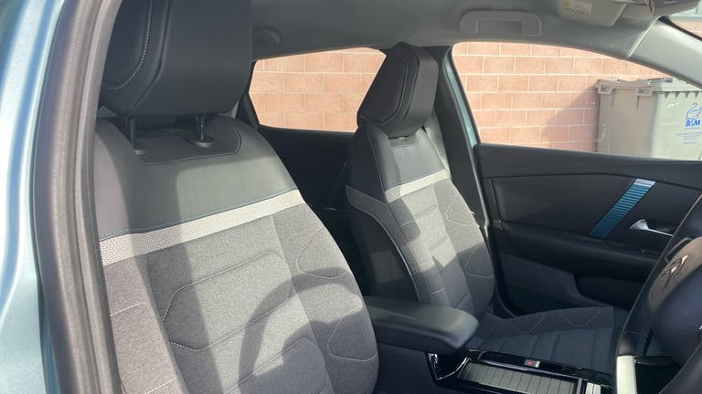 2023 Citroen C4 50kWh C-Series Edition Hatchback 5dr Electric Auto (7.4kW Charger) (136 ps) Hatch...