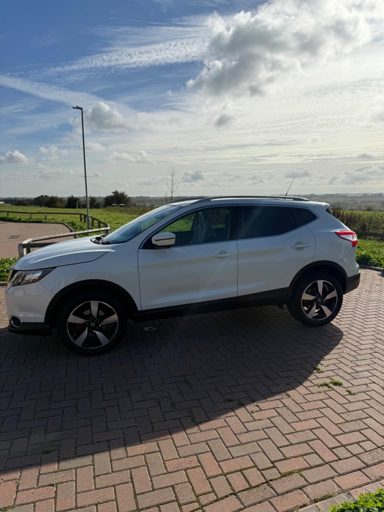  Nissan Qashqai 1.2 DIG-T n-tec+ 2WD Euro 6 (s/s) 5dr Petrol Manual