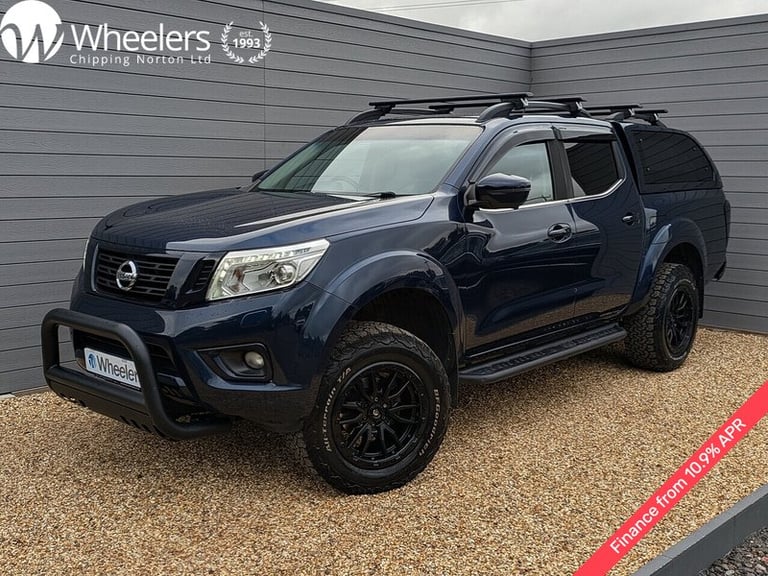 2017 Nissan Navara Double Cab Pick Up Tekna 2.3dCi 190 4WD Auto PICK UP DIESEL Automatic